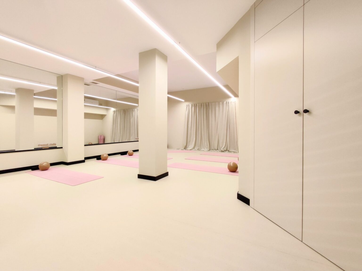 kamonpamplona-sala-K3-8